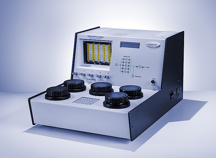 用于測量真實密度的五站氣體比重計：PentaPyc 和 PentaFoam  5200e Foam/ 5200e