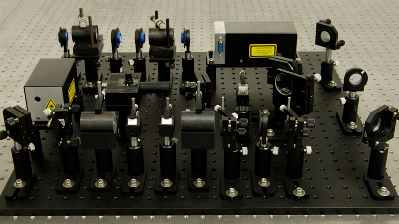 原子飽和吸收穩(wěn)頻實驗